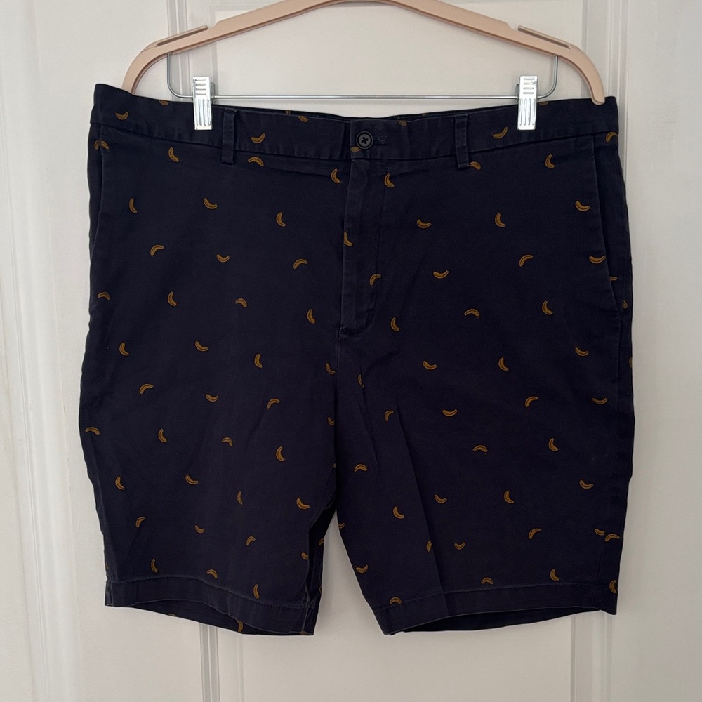 Banana Republic Navy Flat-Front Shorts with Yellow Banana Print